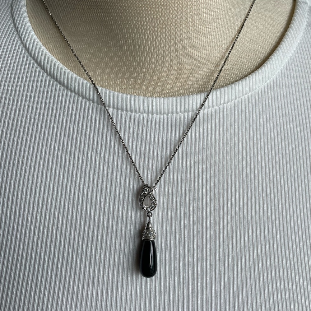 Banana Republic Necklace with Black Pendant + matching Earrings